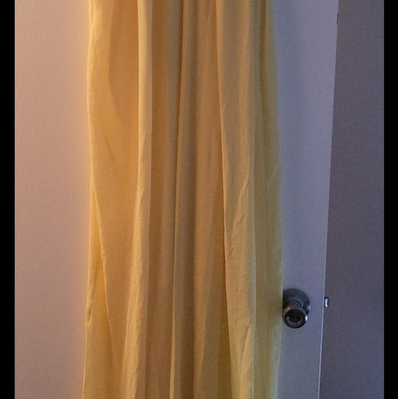 Dress - Picture 1 of 3